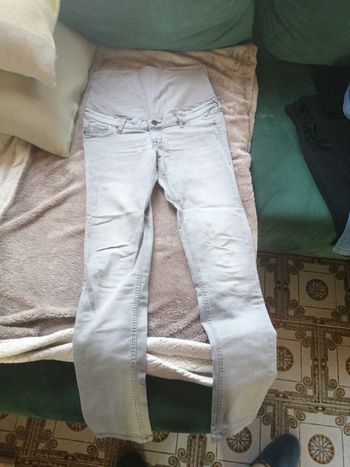 Jean de grossesse skinny gris clair