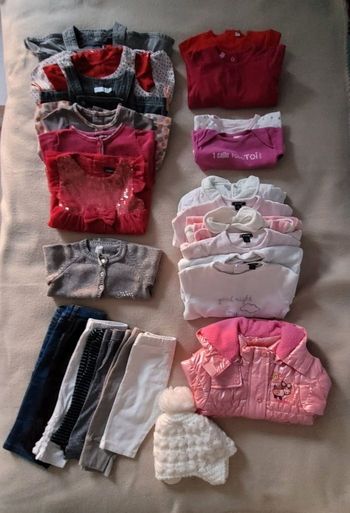 Lot de vêtement fille 6 mois