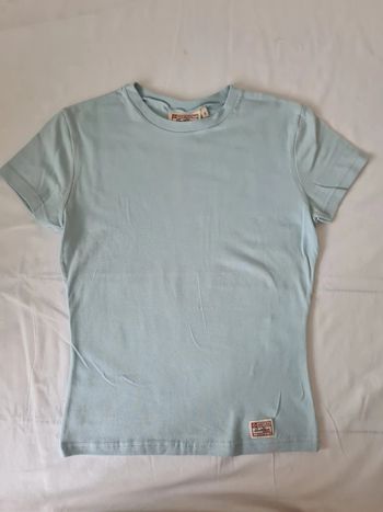 T-shirt Levi's neuf