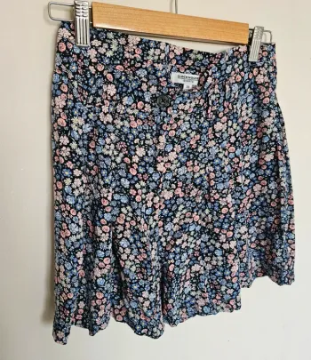Short  fleurie clockhouse taille 38