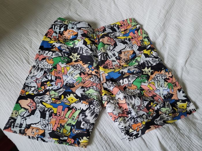 short kenzo 10ans (15e) - photo numéro 5