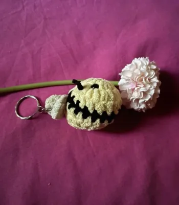 Porte clés abeille crochet