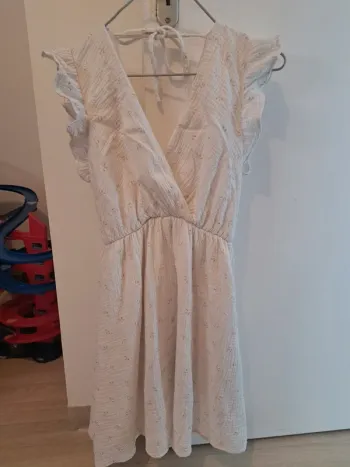 Robe blanc cassé
