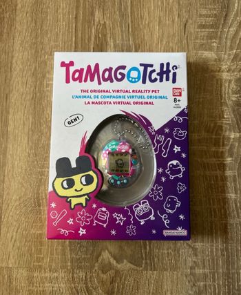Tamagotchi 2024, scellé dans son emballage d’origine + pile neuve