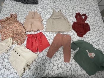 Lot vêtements fille 24 mois