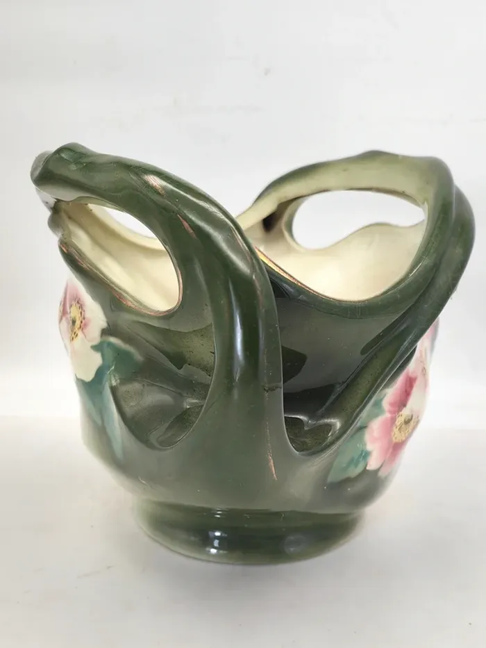 Ancien cache-pot jardinière Art Nouveau K&G Lunéville modèle Églantine - photo numéro 2