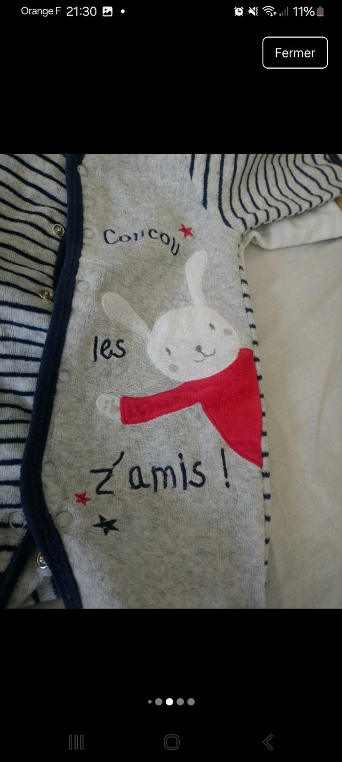 3 pyjamas - photo numéro 4