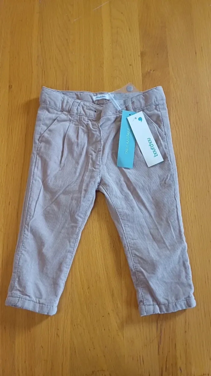 Pantalon couleur crème bout'chou 9 mois garçon neuf