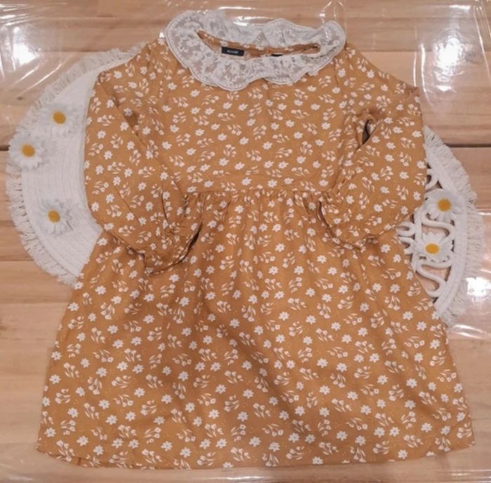 Robe à fleur kiabi taille 4 ans - photo numéro 3