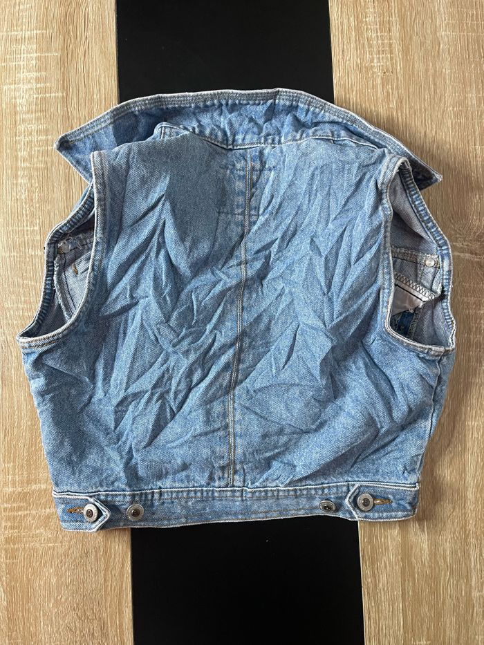 Veste en jean sans manches - photo numéro 6