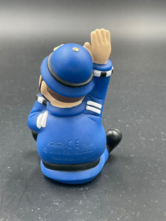 Figurine plastique Souple Oui-Oui Mr Plod le gendarme Plastoy 2008 10 cm - photo numéro 3