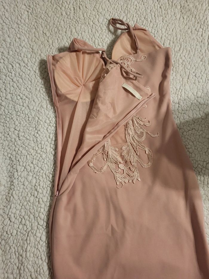 Belle robe rose avec dentelle ! - photo numéro 11
