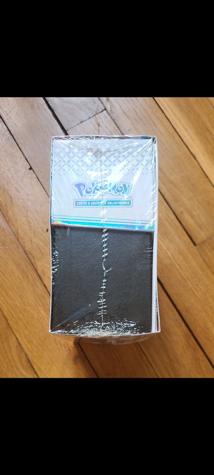 ETB - Coffret Dresseur d'Élite Évolution Prismatique EV8.5- scellé - photo numéro 5