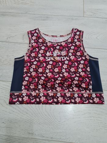 Haut Sport fille 12 ans Neuf