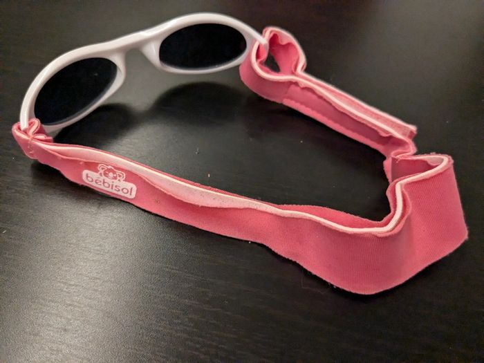 Lunettes soleil - photo numéro 4