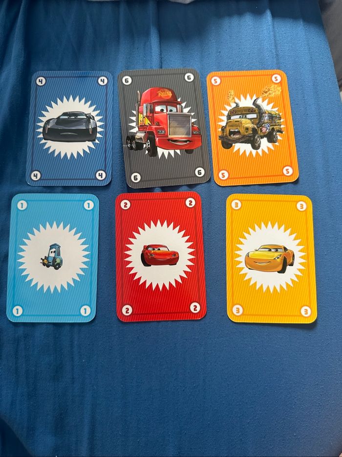 Jeu de bataille CARS - photo numéro 4