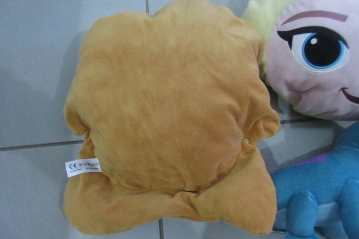 Peluches Reine des Neiges - photo numéro 4