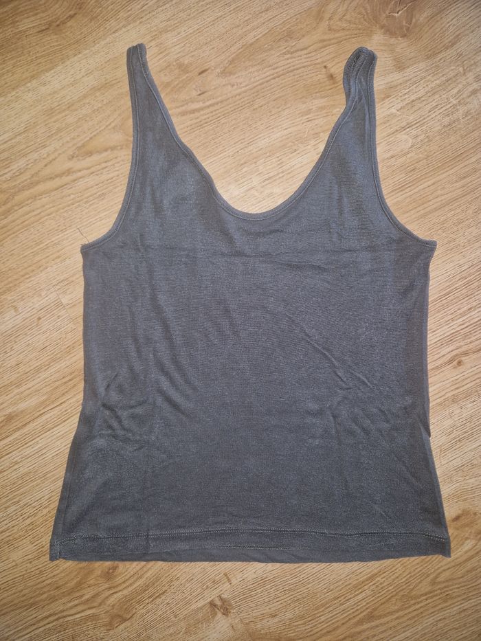 Debardeur H&M taille S TBE - photo numéro 3