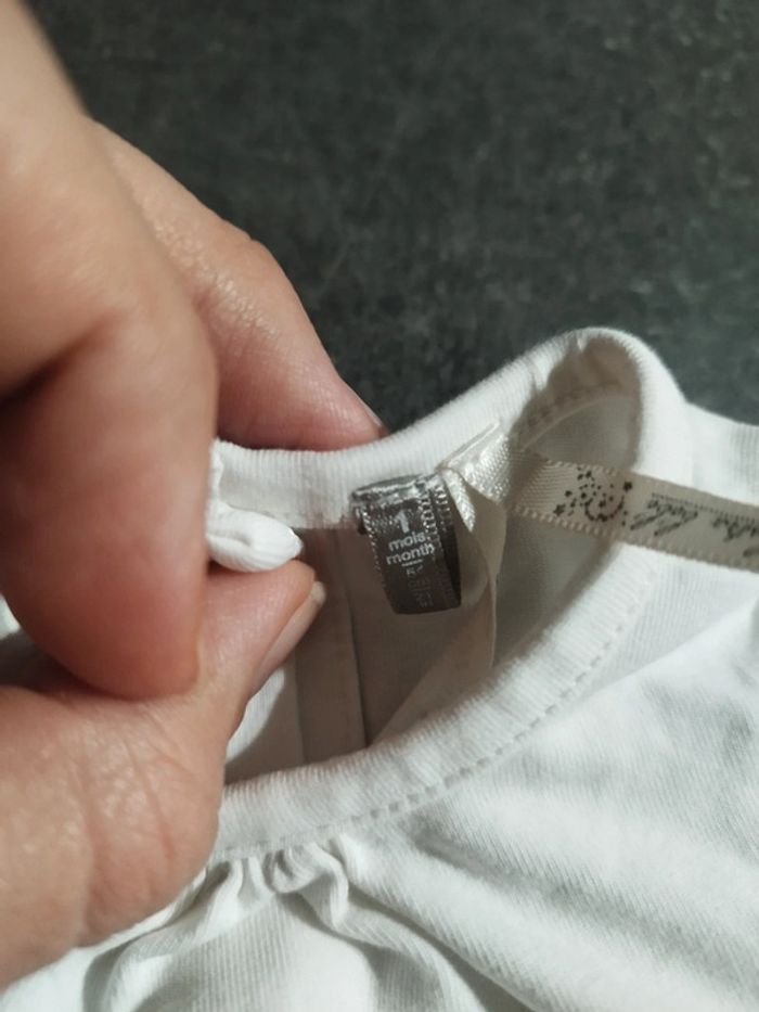 Ensemble robe licorne 1 mois - photo numéro 7