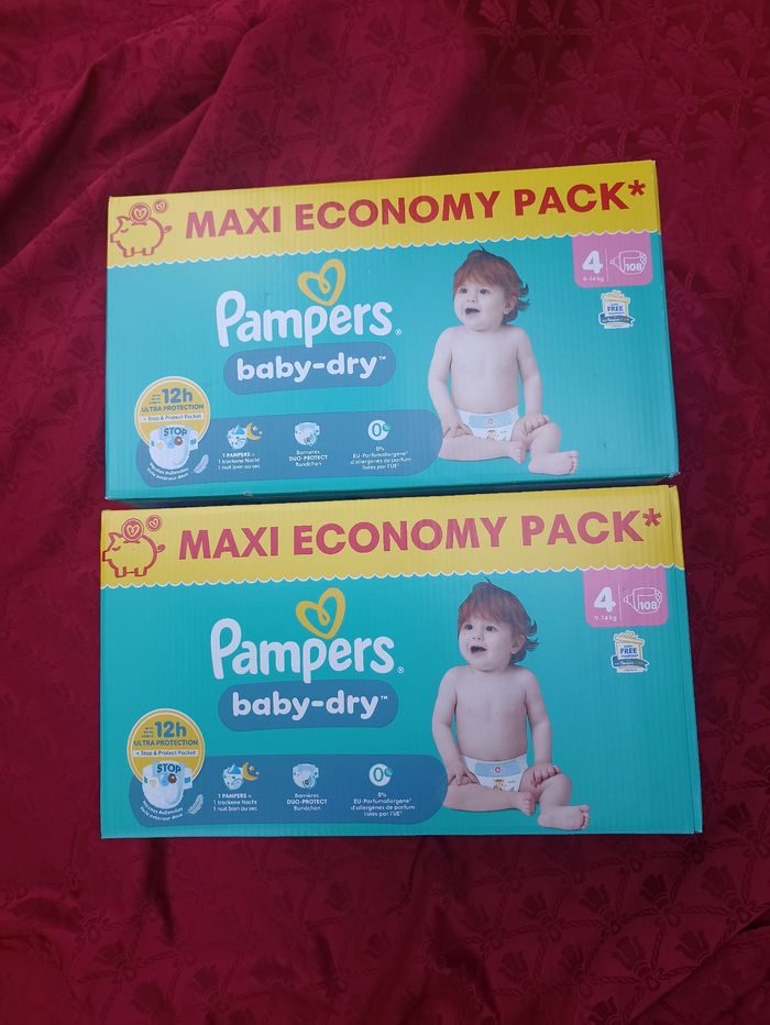 2 cartons de couches Pampers baby-dry T4 taille 4