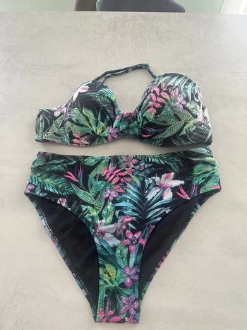 Bikini bikki beach