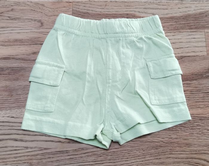 Short vert pomme Petit Kimbaloo 3 mois - photo numéro 2