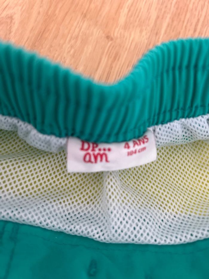 Short de bain DPAM taille 3 ans neuf - photo numéro 2