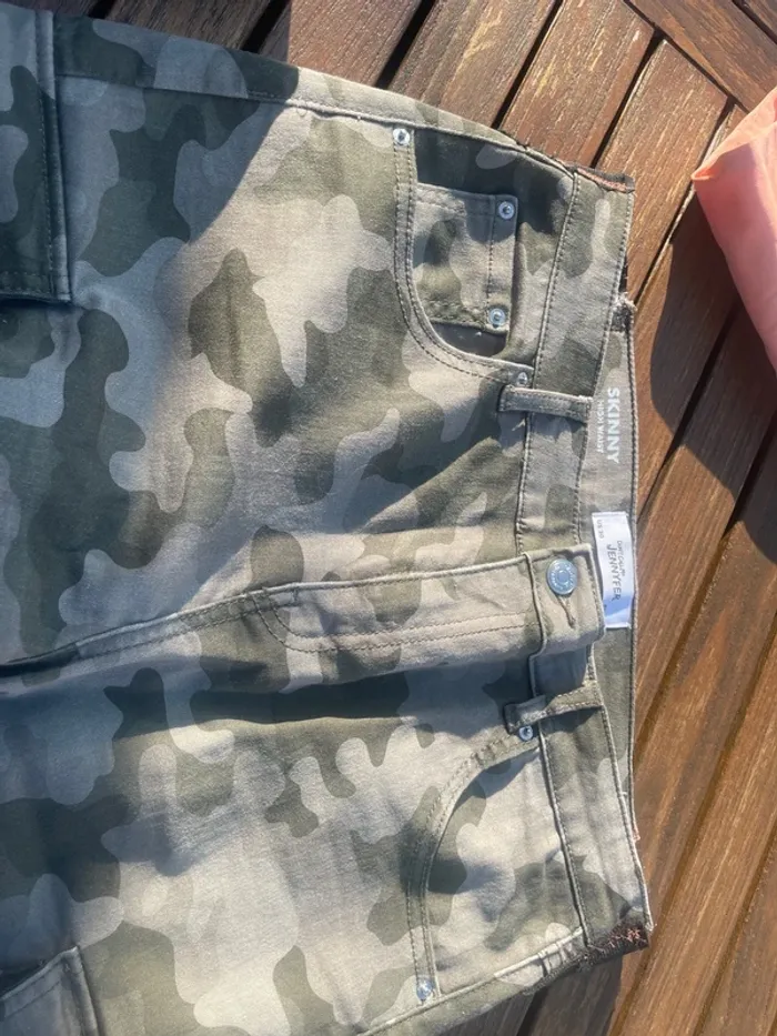 Pantalon Jennyfer taille 40 - photo numéro 2