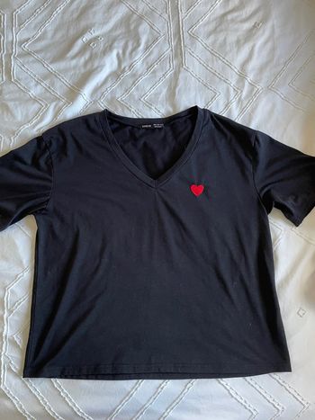 T-shirt ample col v coeur