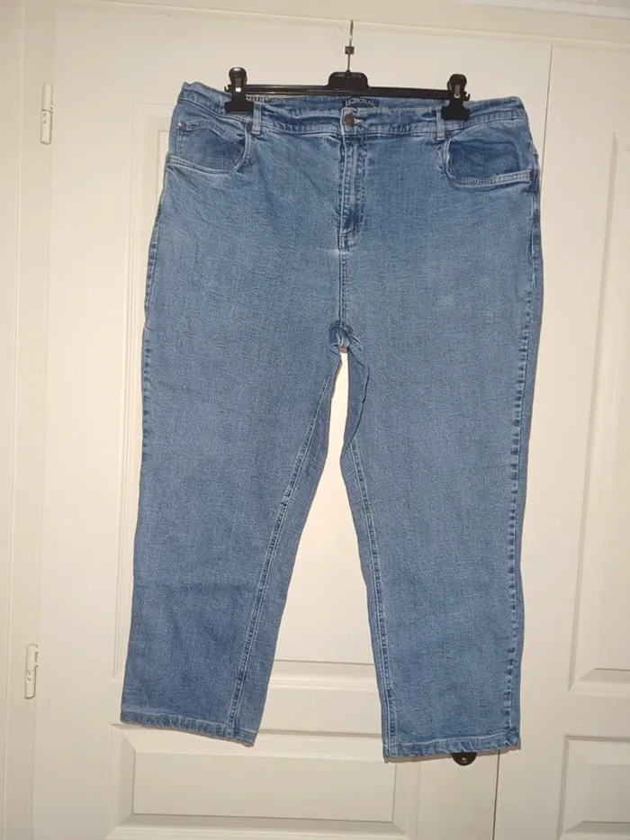 Jeans courts Sasy line