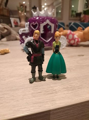 Figurines reine des neiges