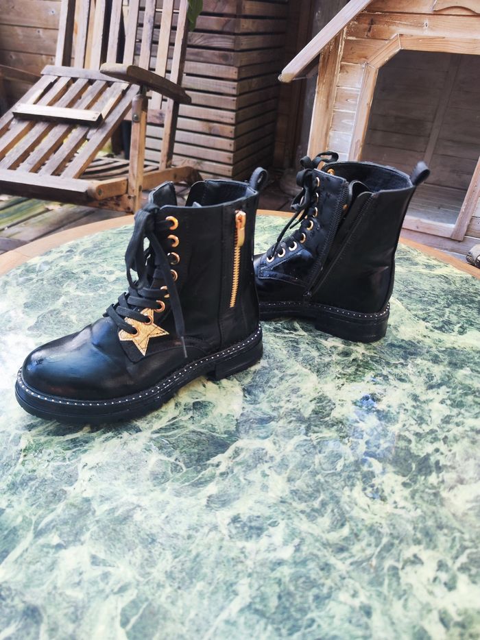 Bottines T.33 état neuf