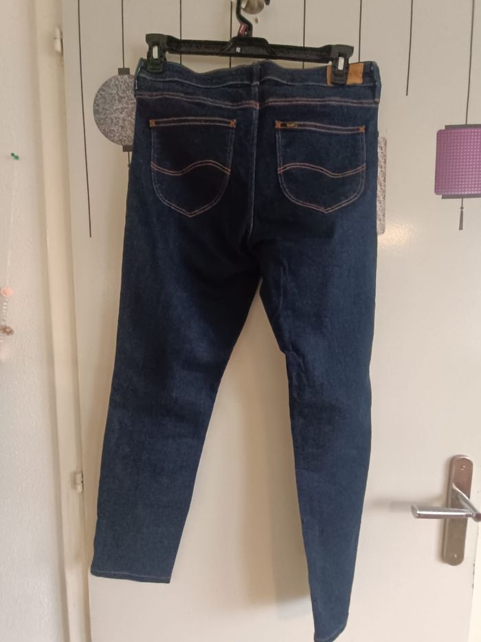 Jeans bleu marine de marque Lee en taille 42. - photo numéro 2
