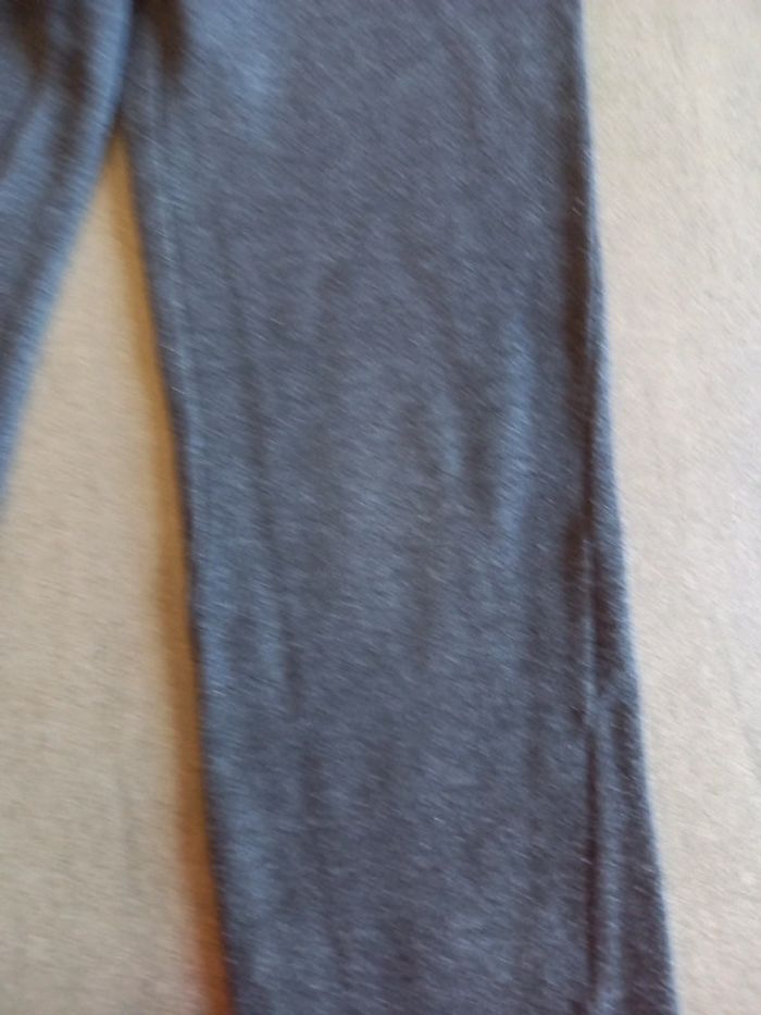 Pantalon survêtement molletonné 8 ans - photo numéro 4