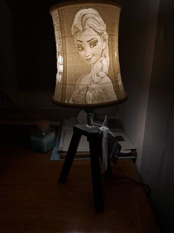 Lampe de chevet en lithophanie reine des neiges
