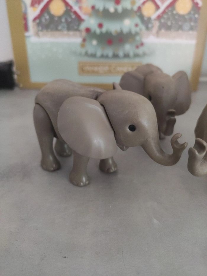 Playmobil 3 éléphants gris - photo numéro 4
