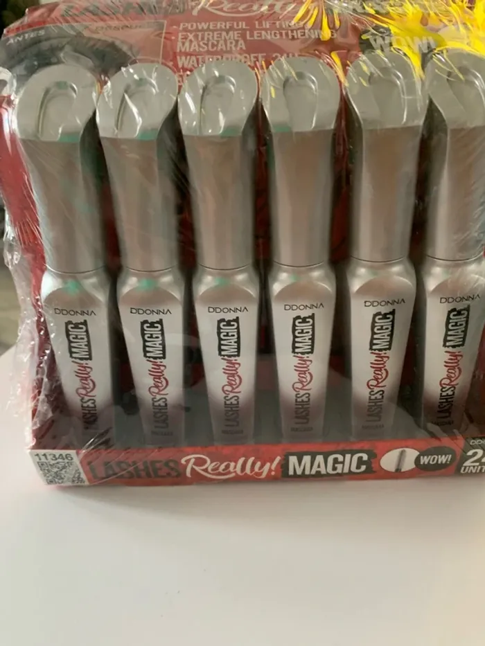 Boite de mascara - photo numéro 2