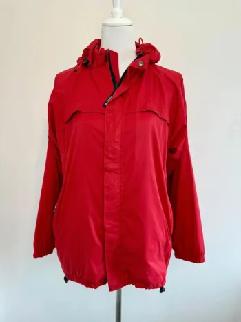 Veste de pluie Aigle femme S ou enfant 14 ans rouge en parfait état