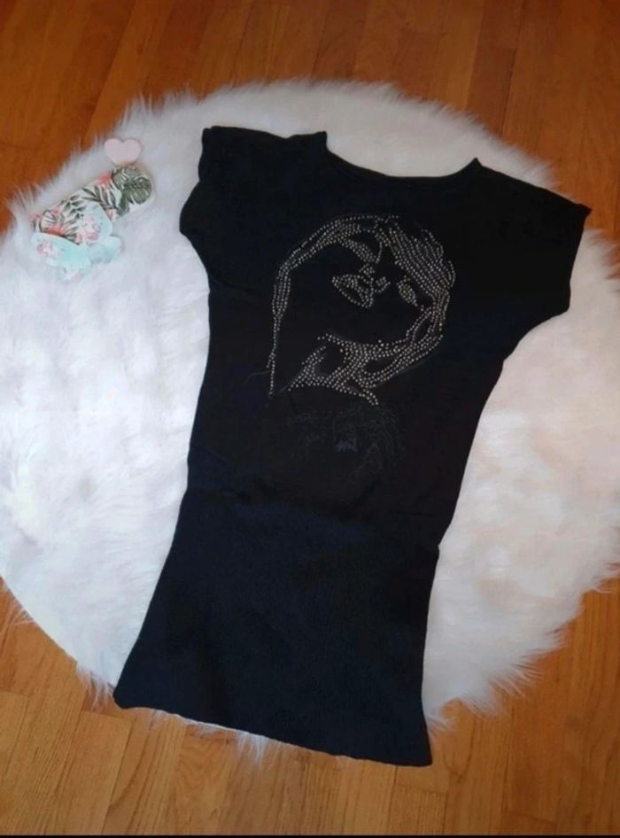 Pull long noir taille unique