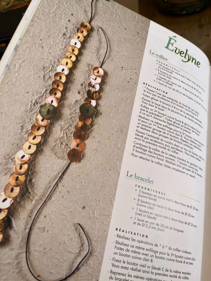 Livre « Bijoux en boutons » - photo numéro 2