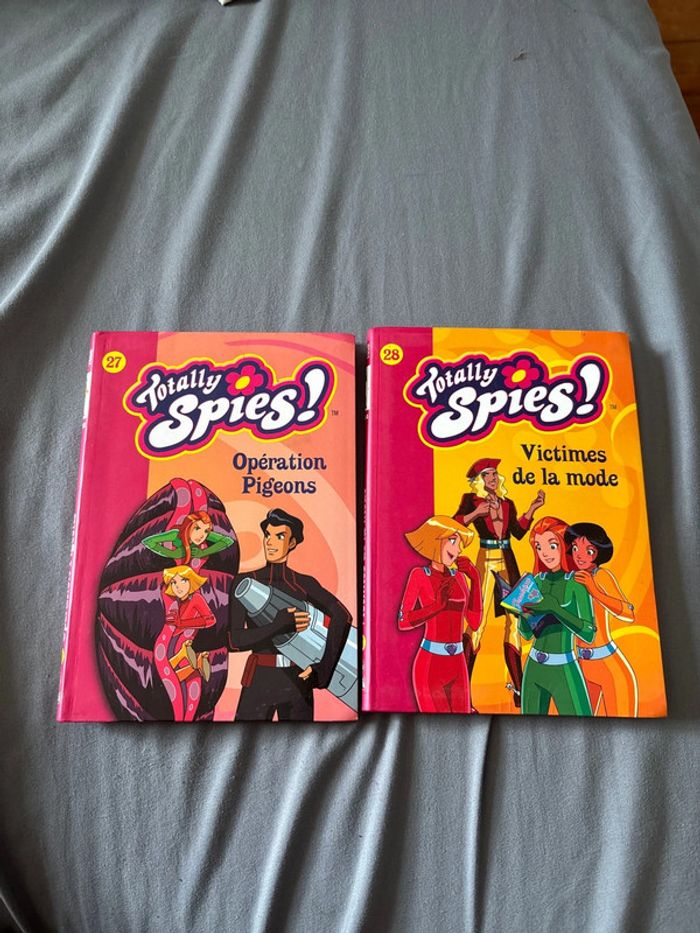 Totally, Spies