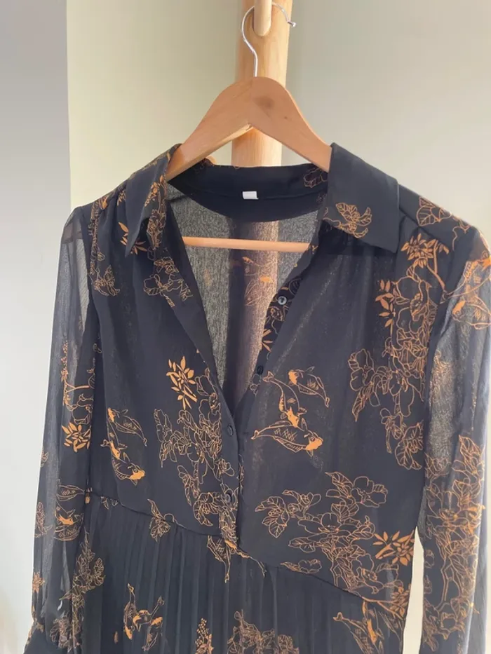 Robe noire à motifs inspiration japonais - photo numéro 2
