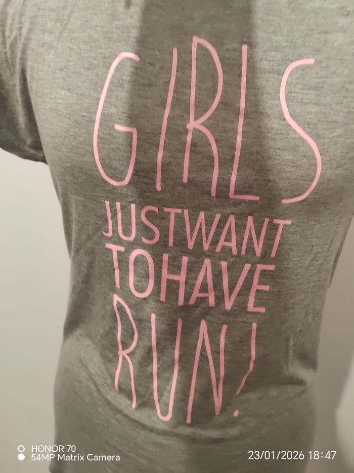 T shirt de sport - photo numéro 4