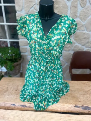 Robe verte fluide à fleurs femme été taille S M 36 38 Made in italy
