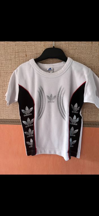 Tee-shirts adidas