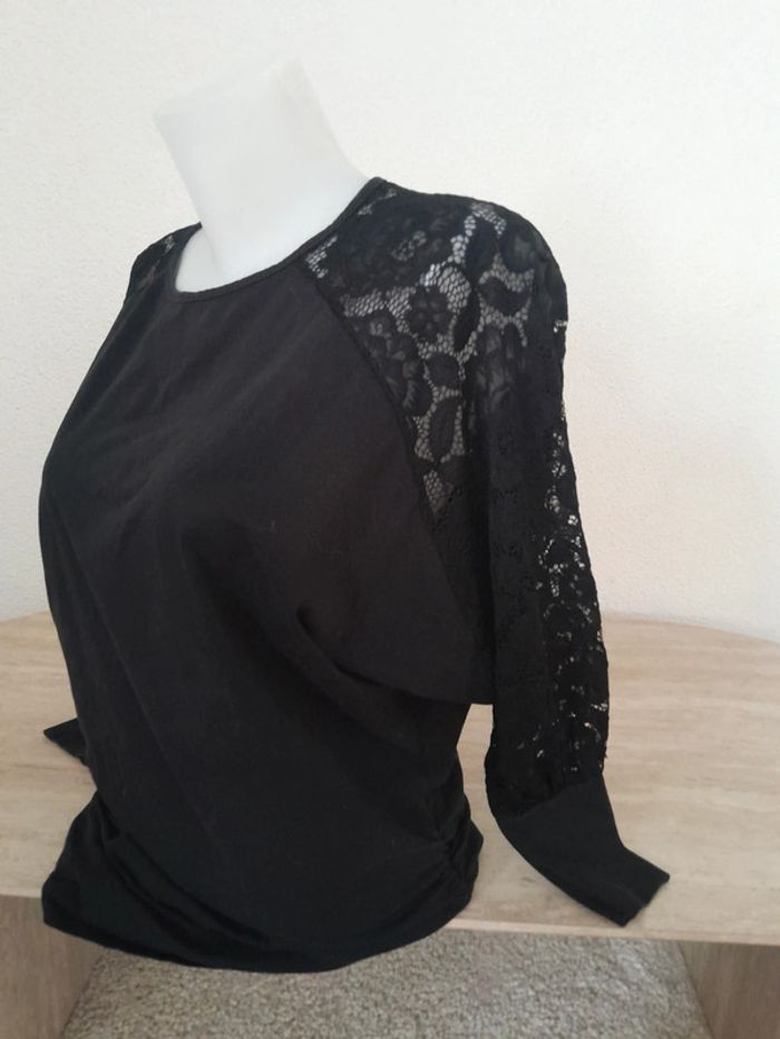Blouse manches en dentelle 💫oversize 💫Nina Paris💫Taille 38-40 - photo numéro 2