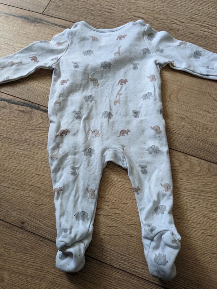 Lot pyjamas naissance C&A - photo numéro 10