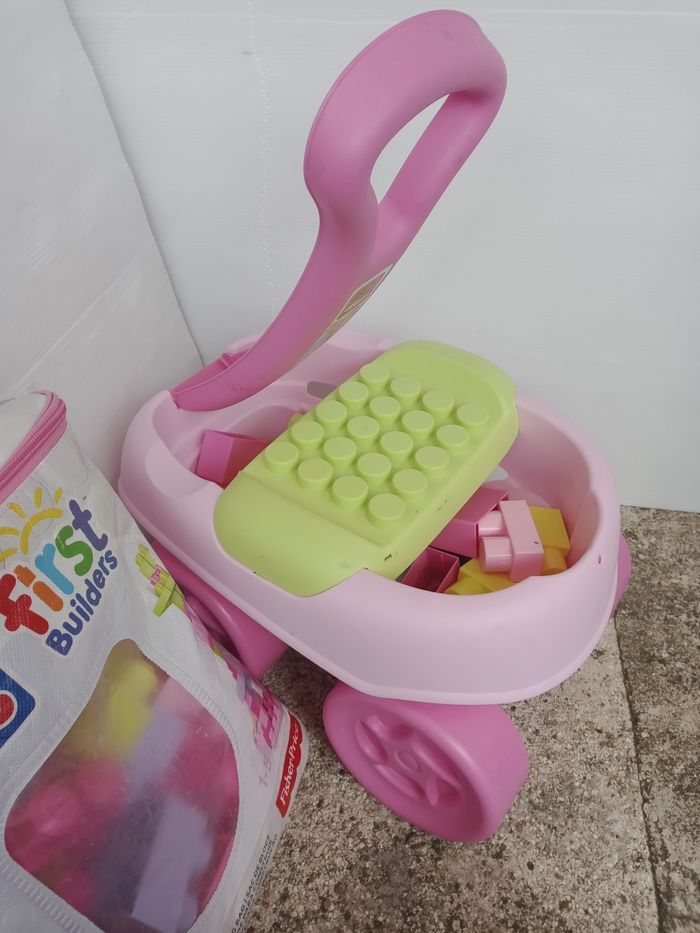 chariot et sac megabloks TBE - photo numéro 2