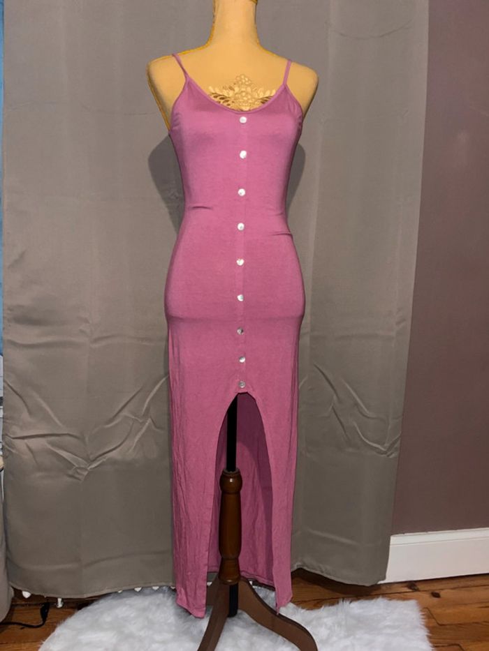 Robe longue rose courte devant taille unique