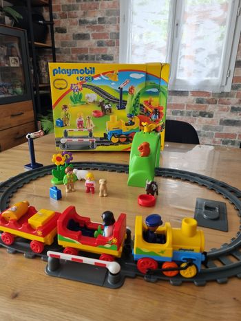 Grand train playmobil 1.2.3 complet avec la boîte d'origine 
